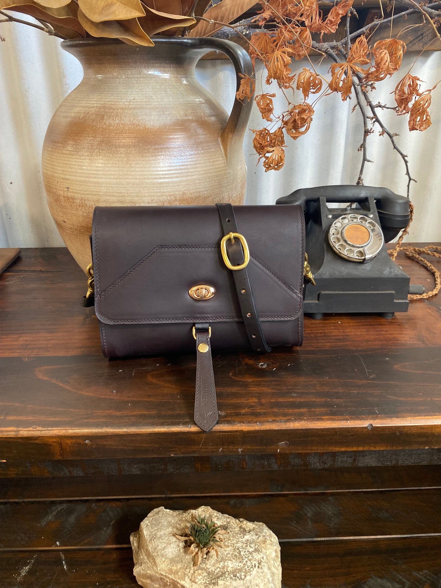 Havana NZ leather with gold hardware