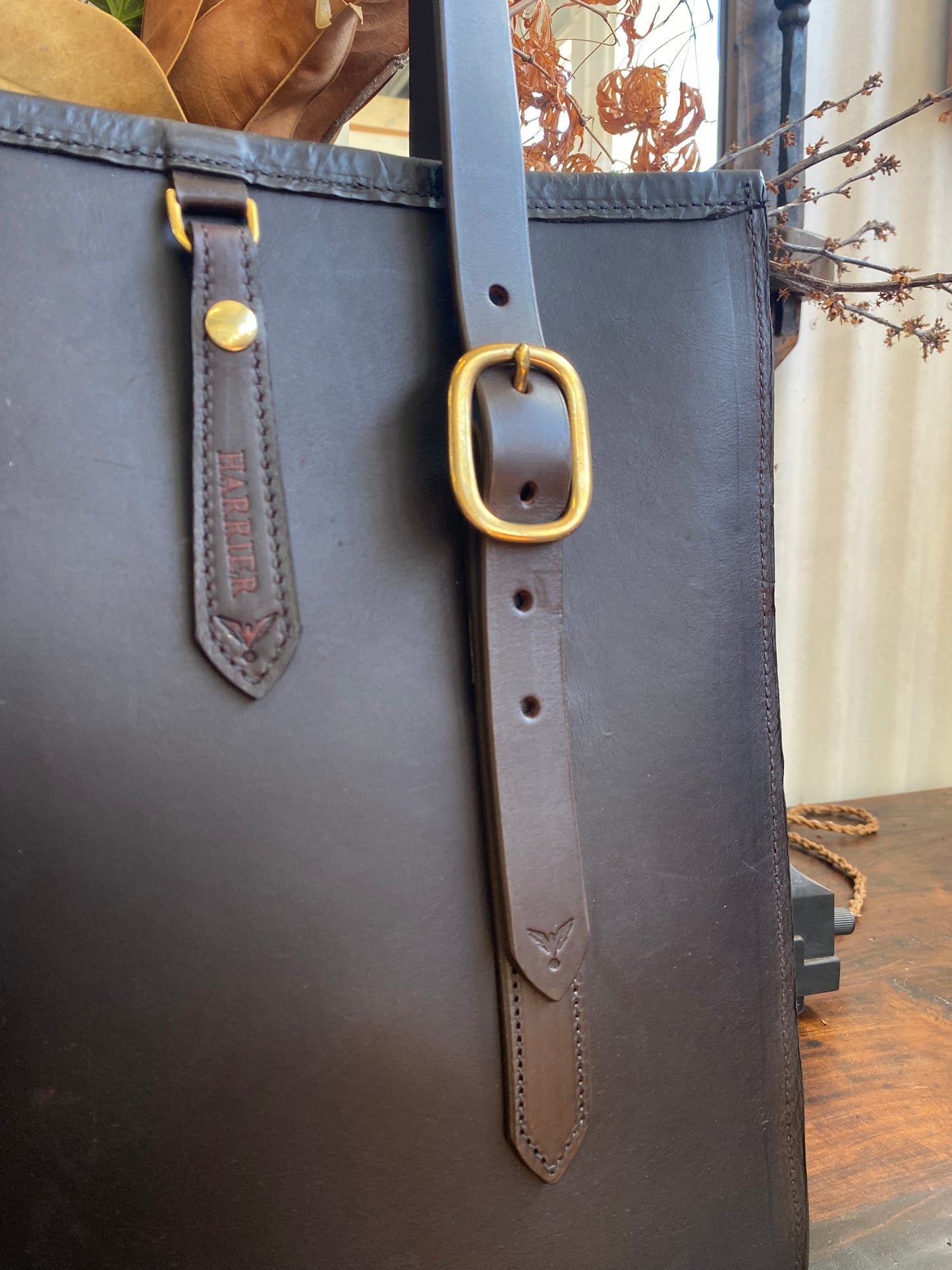 Havana NZ leather with gold hardware