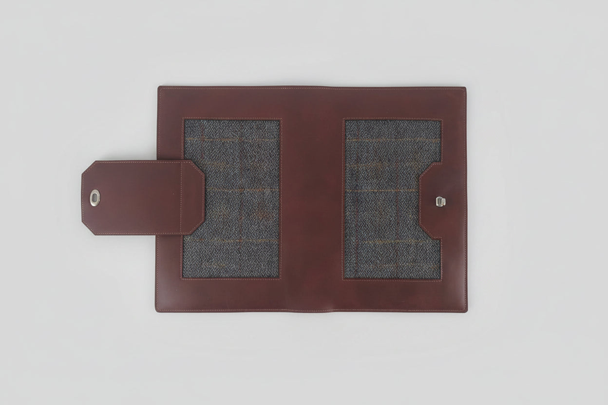 17 inch Walnut and grey Harris Tweed Carter Compendium, outside. 