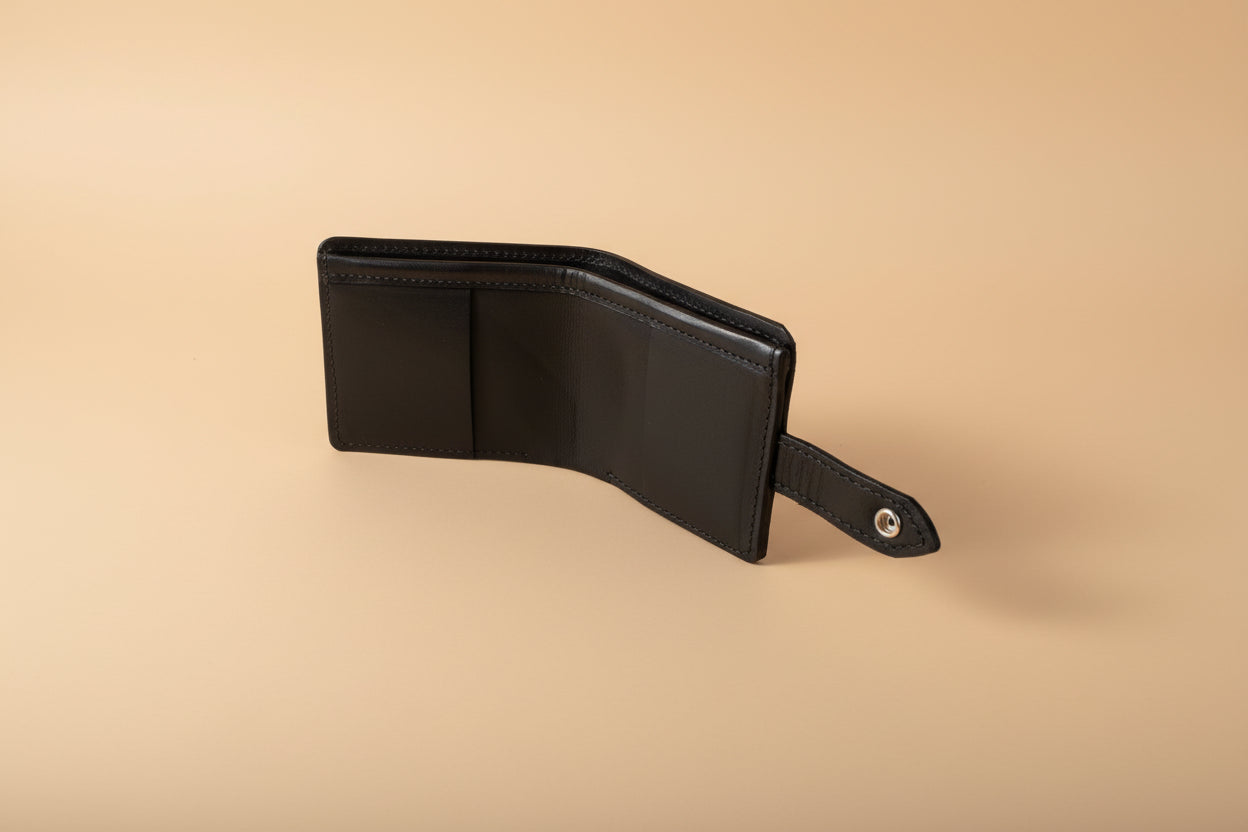 New Zealand Leather Clive Wallet, Inside. 