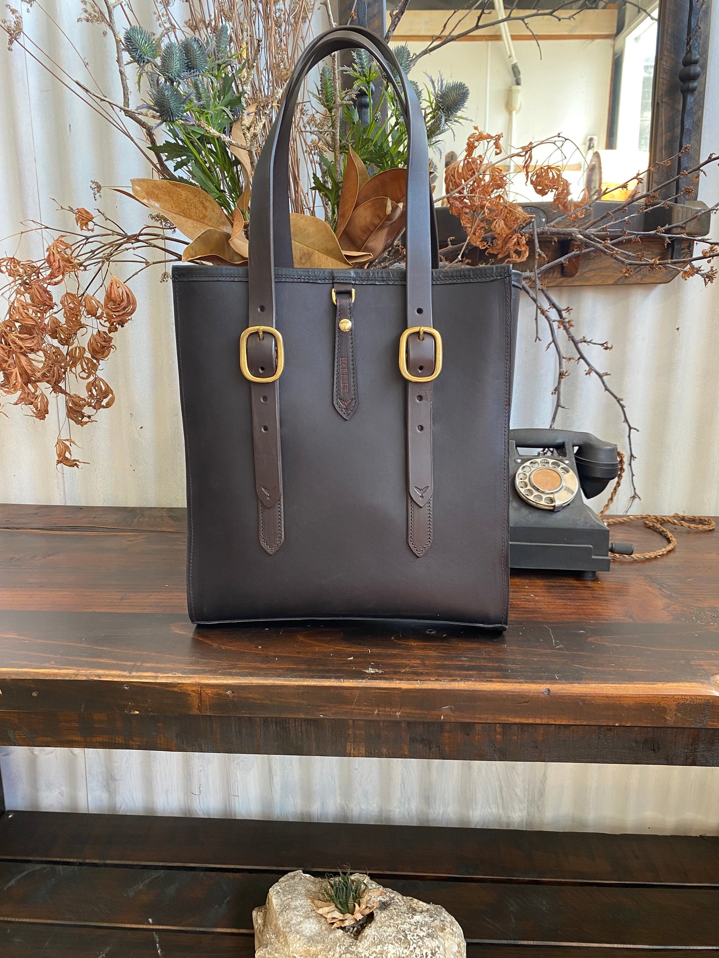 Havana NZ leather with gold hardware